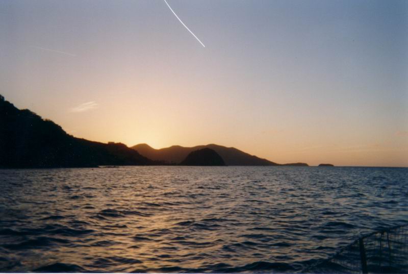 Les Saintes coucher de soleil sur le pain de sucre