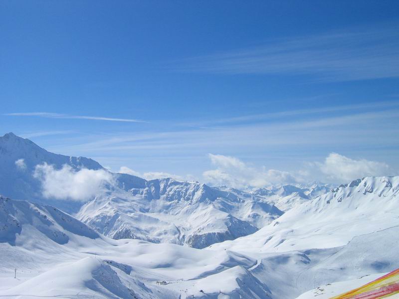Vue sur les Alpes depuis le pic de l&#039;Aiguille Rouge (3226m)